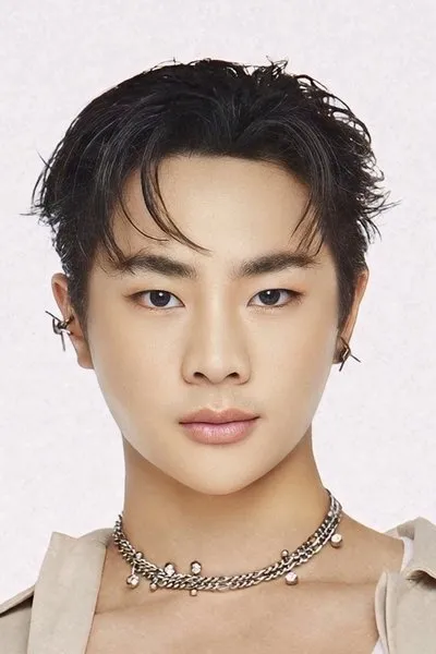 Tinnasit Isarapongporn