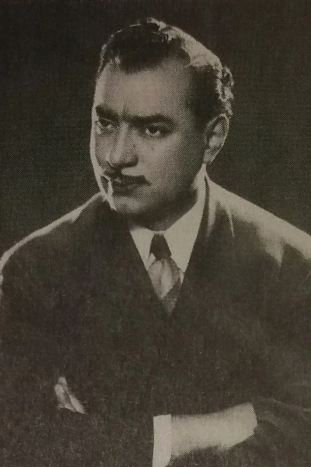 هوشنگ بهشتی