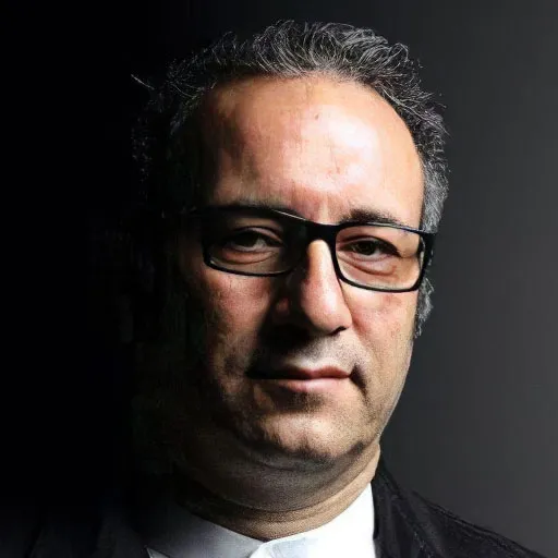 رضا میرکریمی